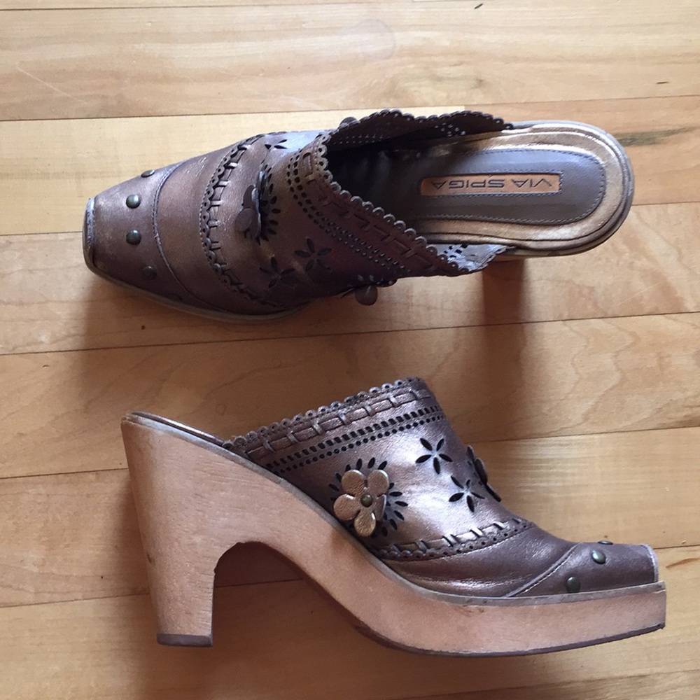 Via Spiga mules